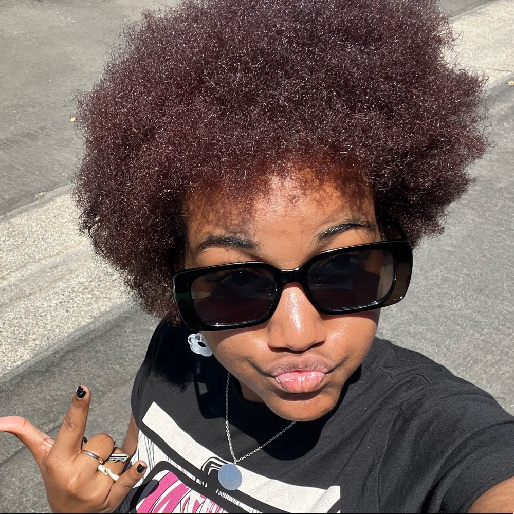 Meet your Posher, Jahna